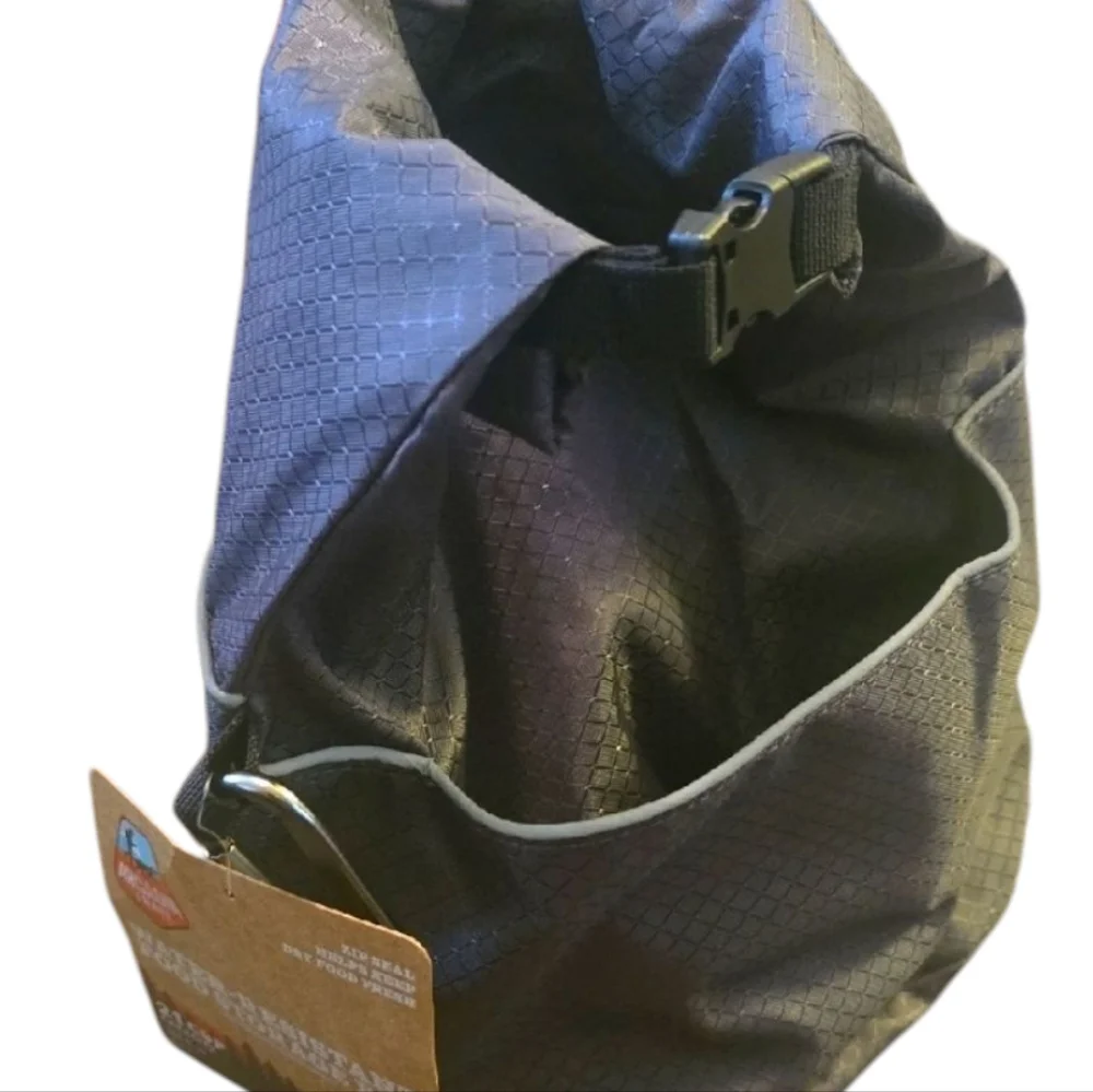 Arcadia Gray Water-Resistant Food Storage Bag For Dogs/ Pets 21 Cup Capacity Nwt